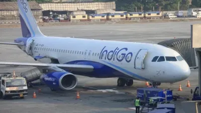IndiGo Flight Emergency Landing: दुबई से मुंबई आ रही फ्लाइट की राजकोट में इमरजेंसी लैंडिंग, विमान में धुआं दिखने से मचा हड़कंप