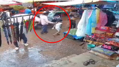 Jagdalpur Kidnapping: 16 घंटे में पुलिस का बड़ा एक्शन, 4 साल की मासूम बरामद; नाकाबंदी देख बच्ची को छोड़कर भागा आरोपी