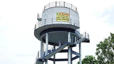जल जीवन मिशन की खुली पोल! 107 में से सिर्फ 77 पानी टंकियां तैयार, अधूरे काम छोड़ गायब हुए ठेकेदार; हजारों घर अब भी इंतजार में