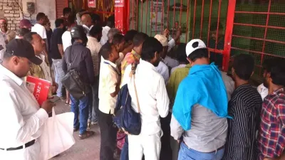 तय कीमत से महंगी शराब बेचने पर बड़ी कार्रवाई: आबकारी उप निरीक्षक निलंबित, जिला आबकारी अधिकारी को नोटिस