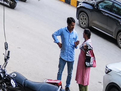 सुरक्षा का झांसा डे कर सोने के जेवर साफ, बुजुर्ग महिला से करीब 2 लाख की ठगी