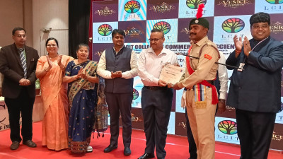 एलसीआईटी कॉलेज में सजा ‘वेनिस कार्निवल’, आईजी ने विद्यार्थियों को दिए सफलता के मंत्र, एनसीसी कैडेट्स हुए सम्मानित