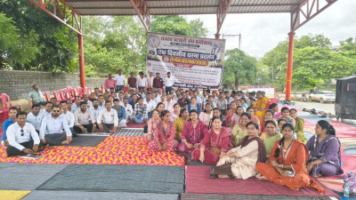 Chhattisgarh Patwari Strike: प्रमोशन रुका, वेतन पर भी नाराजगी! प्रदेशभर के पटवारियों ने खोला मोर्चा