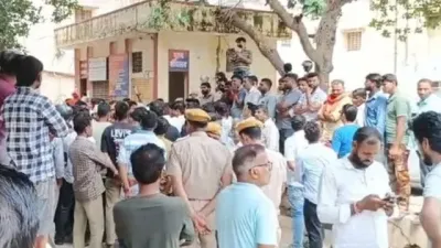 आमेर में टूरिस्ट गाइड की चाकू मारकर हत्या, मौत के बाद फूटा लोगों का गुस्सा; बाजार बंद कर सड़क पर उतरे स्थानीय लोग