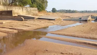 चार करोड़ का एनीकट पानी के आगे बेबस! बाढ़ आई तो ताश के पत्तों की तरह ढह गई पूरी संरचना