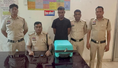 झारसुगुड़ा से ट्रॉली बैग में लेकर आ रहा था गांजा, मुखबिर की सूचना पर 6.396 किलो गांजा के साथ युवक गिरफ्तार