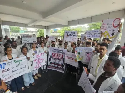 CG News: छत्तीसगढ़ में 21 सितंबर से जूनियर डॉक्टरों की हड़ताल, 23 से इमरजेंसी सेवाओं पर भी संकट! 17 मांगों को लेकर आर-पार की तैयारी