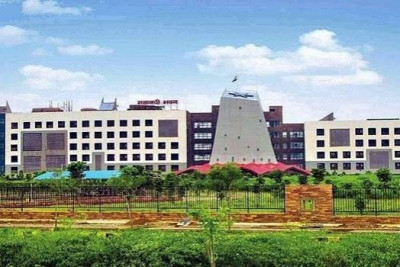 ग्रांट आवंटन में 50% कमीशनखोरी की चर्चा: 3 निजी कॉलेजों पर मेहरबान विभाग, दुर्गा-सीएमडी जैसे प्रतिष्ठित संस्थान जनभागीदारी के भरोसे
