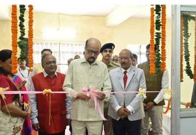 कुशाभाऊ ठाकरे विश्वविद्यालय में AI एवं मीडिया रिसर्च सेंटर का शुभारंभ, राज्यपाल रमेन डेका बोले- सत्य को सामने लाना पत्रकारिता का मूल दायित्व