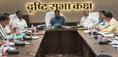 केवल कागजों तक सीमित न रहे प्रगति, जमीन पर भी दिखे योजनाओं और विकास कार्यो का असर