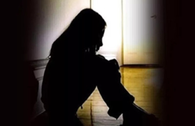 डर से कपड़े-सामान तक छोड़ भागीं 2 नाबालिग, 28 किमी पैदल चलकर पहुंचीं बतौली, पुलिस ने किया रेस्क्यू