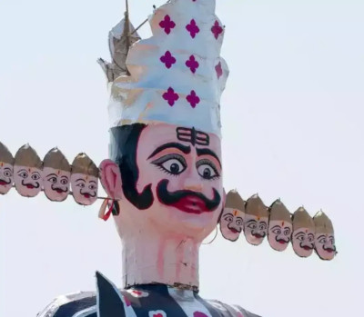 दशहरा आयोजन को लेकर विवाद, महापौर ने किया टेंडर से इनकार