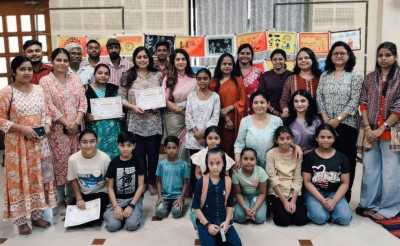 वारली कला के रंगों में सजी रेल क्लब, बच्चों से लेकर बड़ों तक ने दिखाई रचनात्मक प्रतिभा, नई पीढ़ी ने सीखी पारंपरिक कला