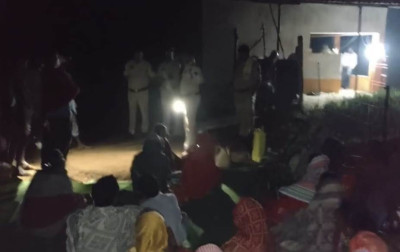 रेंजर-डिप्टी रेंजर पर जंगल में घात लगाकर हमला, मारपीट कर मोबाइल-पर्स छीना और बना लिया बंधक