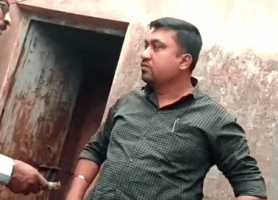 25 हजार की कथित रिश्वत, वायरल वीडियो ने खोली पोल, पटवारी निलंबित