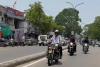 नेताओं के काफिलों के बीच अकेले बुलेट पर पहुंचे MLA, सोशल मीडिया पर वायरल हुई तस्वीर