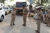 Noida Alert: श्रमिकों के प्रदर्शन से पहले हाई अलर्ट, पुलिस कमिश्नर ने ग्राउंड पर लिया सुरक्षा का जायजा