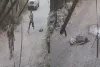 पालघर में महिला कर्मचारी पर दरांती से खौफनाक हमला! CCTV में कैद हुई वारदात, आरोपी चपरासी फरार