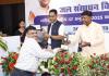 महाघोटालेबाज अफसर का महा-खेल : 30 करोड़ के दागी इंजीनियर आलोक अग्रवाल ने फर्जी विकलांगता प्रमाण पत्र से ली जमानत, कागजों में 71% विकलांग हैं तो आखिर कैसे कर रहे नौकरी?
