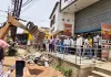 रायपुर में अतिक्रमण पर बड़ा एक्शन: सड़क और नाली निर्माण के रास्ते से हटाए गए कब्जे