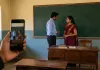 स्कूल की मर्यादा पर दाग? शिक्षक-शिक्षिका का कथित VIDEO वायरल, जांच से पहले ही मचा बवाल
