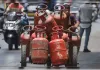 LPG सिलेंडर पर बढ़ा दबाव! सरकार बोली- हर घरेलू सिलेंडर पर 700 रुपये तक का नुकसान, फिर भी दुनिया में सबसे सस्ती गैस भारत में...