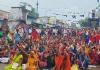 सड़क की मांग पर पामगढ़ में चक्काजाम: 5वें दिन भी युवाओं का आमरण अनशन जारी, व्यापारियों ने बंद रखीं दुकानें