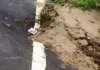 100 करोड़ की सड़क पहली बारिश में ही ध्वस्त! मंझावली रोड धंसने से निर्माण गुणवत्ता पर फिर उठे सवाल
