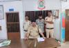 शराब दुकान के पास युवक की चाकू मारकर हत्या, एक आरोपी और अपचारी बालक गिरफ्तार