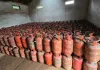 शिकायतों के बाद गैस एजेंसी पर बड़ा एक्शन! 471 LPG सिलेंडर जब्त, स्टॉक-रिकॉर्ड की अनदेखी भी आई सामने