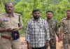जशपुर पुलिस का बड़ा एक्शन: जंगल में हथियार छोड़कर भागा पूर्व नक्सली छिपा था मुंबई में, दबोचा गया पलटू दास