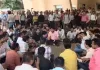 30 से ज्यादा कर्मचारी, चलती बस में आग और फिर आक्रोश! महानदी भवन के बाहर कर्मियों का हल्लाबोल