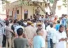 आमेर में टूरिस्ट गाइड की चाकू मारकर हत्या, मौत के बाद फूटा लोगों का गुस्सा; बाजार बंद कर सड़क पर उतरे स्थानीय लोग