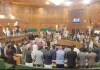 NHM कर्मचारियों के मुद्दे पर J&K विधानसभा में बवाल! वेल में उतरे BJP विधायक, मार्शलों से धक्का-मुक्की; सदन स्थगित