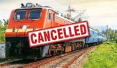 Train Cancelled Alert: छत्तीसगढ़ रूट पर ट्रेनों की ब्रेक, 10 एक्सप्रेस और 4 पैसेंजर ट्रेनें कैंसिल, यात्रा से पहले जरूर देखें लिस्ट