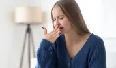 सुबह उठते ही मुंह कड़वा क्यों लगता है, क्या ये किसी बीमारी का संकेत है?