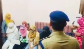 मुंबई में हाई-प्रोफाइल सेक्स रैकेट बेनकाब: विदेशी महिलाओं को नौकरी के नाम पर लाकर कराया जा रहा था देह व्यापार