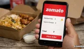 Zomato से खाना मंगवाना हुआ महंगा, बढ़ गई प्लेटफॉर्म फीस, हर ऑर्डर पर देने होंगे ज्यादा पैसे