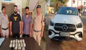 Raipur Gambling Raid: खेतों में चल रहा था लग्जरी जुआ अड्डा, पुलिस की रेड में मर्सिडीज समेत लाखों कैश जब्त