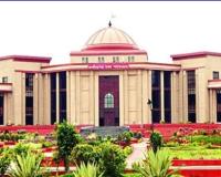 CBSE vs CG Board: बिलासपुर में शिक्षा का बड़ा खेल? CBSE पढ़ाई कराने वाले स्कूलों पर फूटा हाईकोर्ट का गुस्सा, शिक्षा सचिव से मांगा शपथपत्र