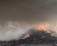 Kawardha Fire Tragedy: SLRM केंद्र में भड़की भीषण आग, सूचना के बावजूद देर से पहुंची दमकल टीम, समय पर मदद नहीं मिलने से बढ़ी तबाही