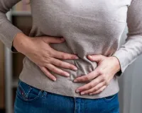 बार-बार रहती है कब्ज तो डाइट में करें ये बदलाव, जल्द मिलेगा आराम