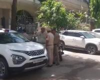 Delhi में IRS अधिकारी की बेटी की रेप के बाद हत्या, चार्जर के तार से गला घोंटने की आशंका, जांच में जुटी पुलिस