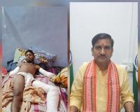 सिस्टम का करंट और कटी हुई उम्मीदें: 33 KV लाइन ने छीने मजदूर के दोनों हाथ; जनदर्शन में तोखन साहू का कड़ा एक्शन, कटघरे में अफसर और फार्म हाउस संचालक