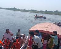 यमुना में मौत का मंजर: मथुरा नाव हादसे के बाद रेस्क्यू तेज, 20 मोटरबोट के साथ जारी तलाश, 7 श्रद्धालु अब भी लापता, 10 शव पंजाब रवाना