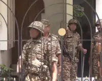 चुनावी घमासान के बीच ED का बड़ा एक्शन: शिक्षक भर्ती घोटाले में पूर्व मंत्री Partha Chatterjee के घर छापा, फिर तेज हुई जांच की रफ्तार