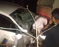 CG Accident News: नई जिम्मेदारी संभालने जा रहे SECL के वरिष्ठ अधिकारी की दर्दनाक मौत, NH-130 पर पार्सल वाहन से टकराई कार 