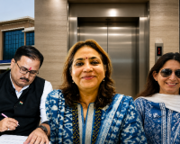 राजधानी की बहुमंजिला इमारतों में मौत का फंदा बनीं लिफ्ट: ACS ऋचा शर्मा के बाद IAS अफसर की पत्नी और कांग्रेस प्रवक्ता फंसे, मैनेजमेंट मस्त-सिस्टम पस्त