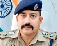 वर्दी में Reel बनाना पड़ेगा भारी! UP पुलिस का बड़ा एक्शन, हापुड़ में सोशल मीडिया स्टार पुलिसकर्मियों की तैयार हो रही लिस्ट