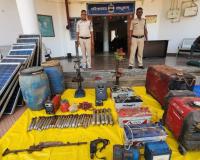 बीजापुर में नक्सलियों के मंसूबों पर बड़ा प्रहार! पहाड़ियों के बीच मिला सीक्रेट बंकर, BGL लॉन्चर और विस्फोटक सामान बरामद